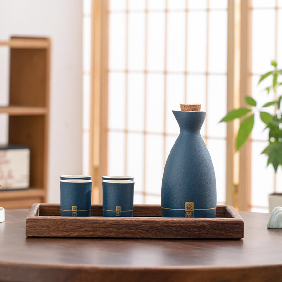 Personalized Japanese sake set with tray  |  Dining table decor | Birthday gift - Teaware Space