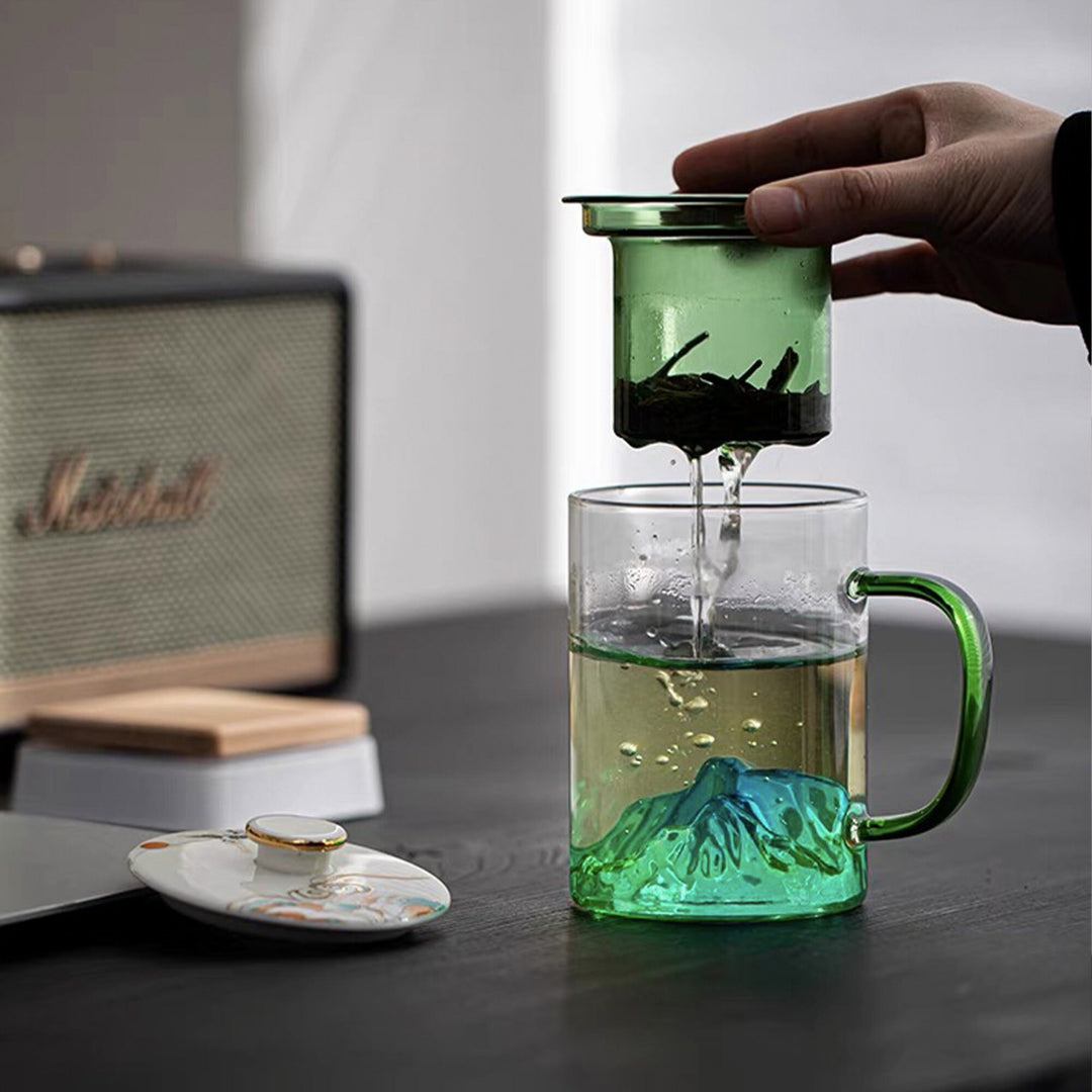 Unique 3D mountain design 14oz Glass Tea mug